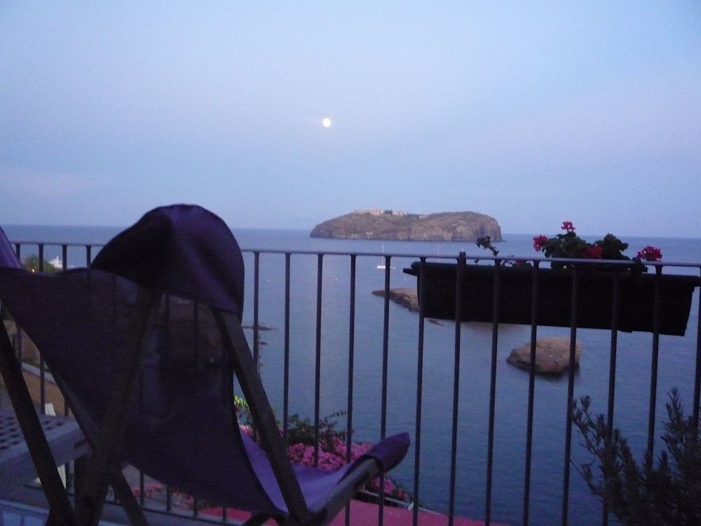 Hotel Villa Iulia Ventotene Kültér fotó