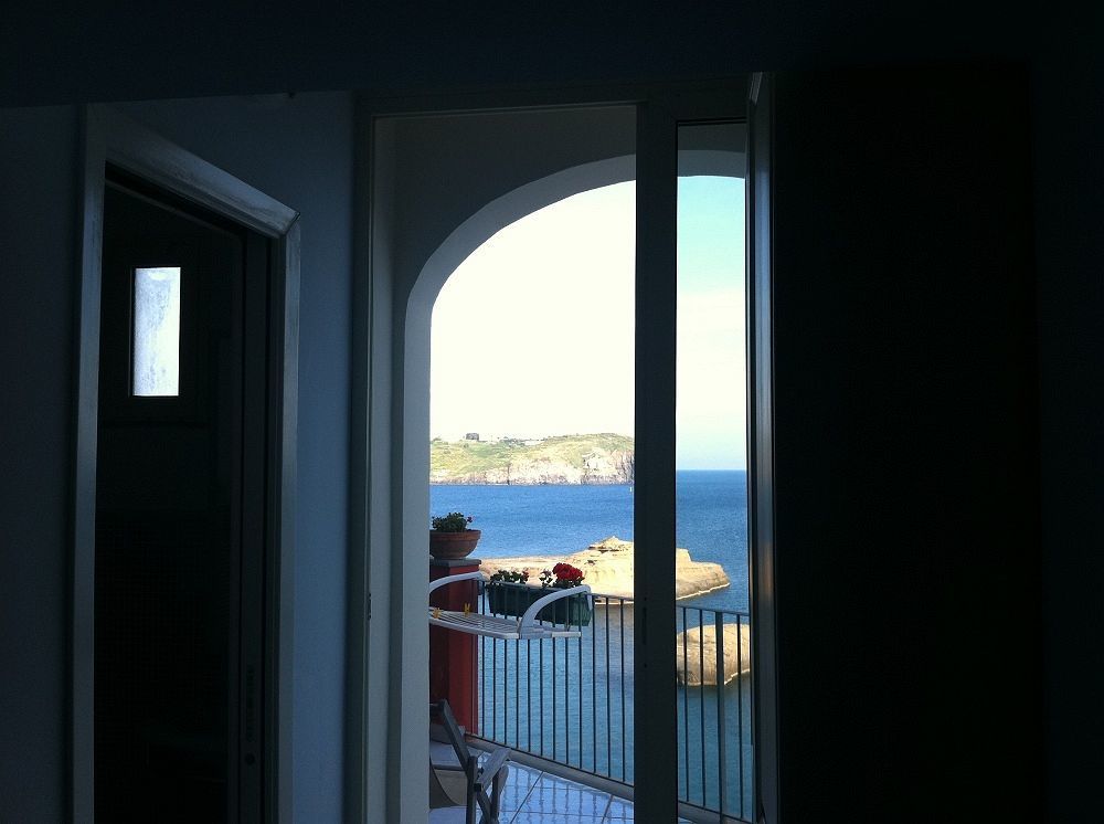 Hotel Villa Iulia Ventotene Kültér fotó